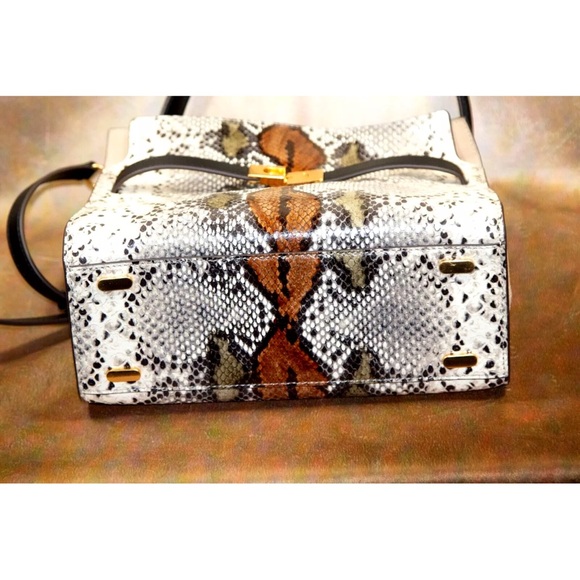 Tory Burch handbag - Picture 2 of 5